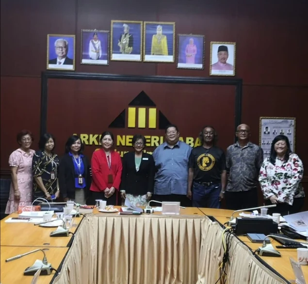 Group photograph at the Sabah State Archives
