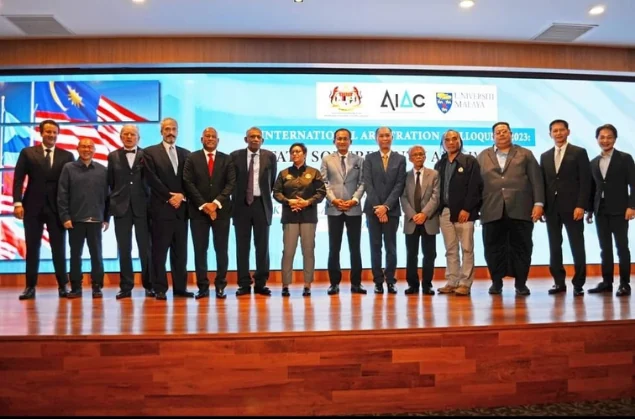 Group photograph at the international colloquium