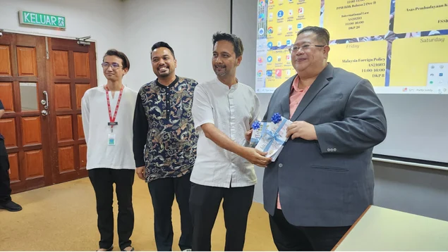 Presentation of a gift after the session